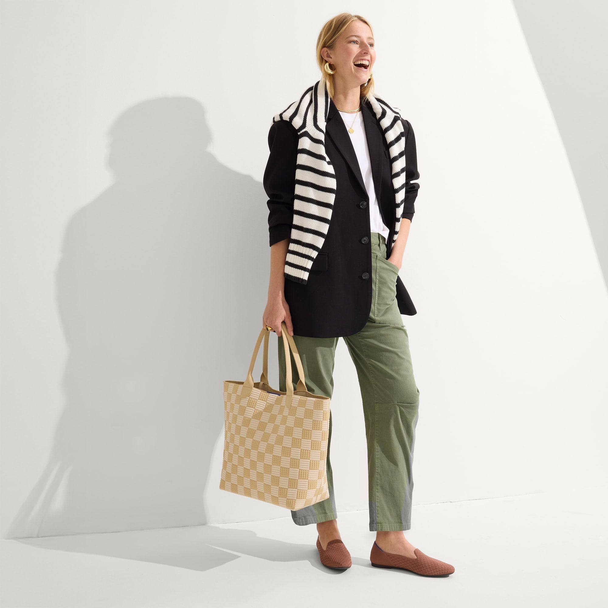 The Lightweight Tote - Checker Sand