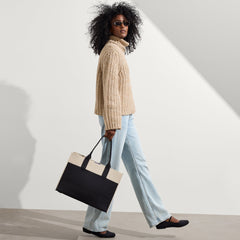 The Classic Tote - Luna