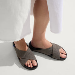 The Weekend Slide - Silver Sand