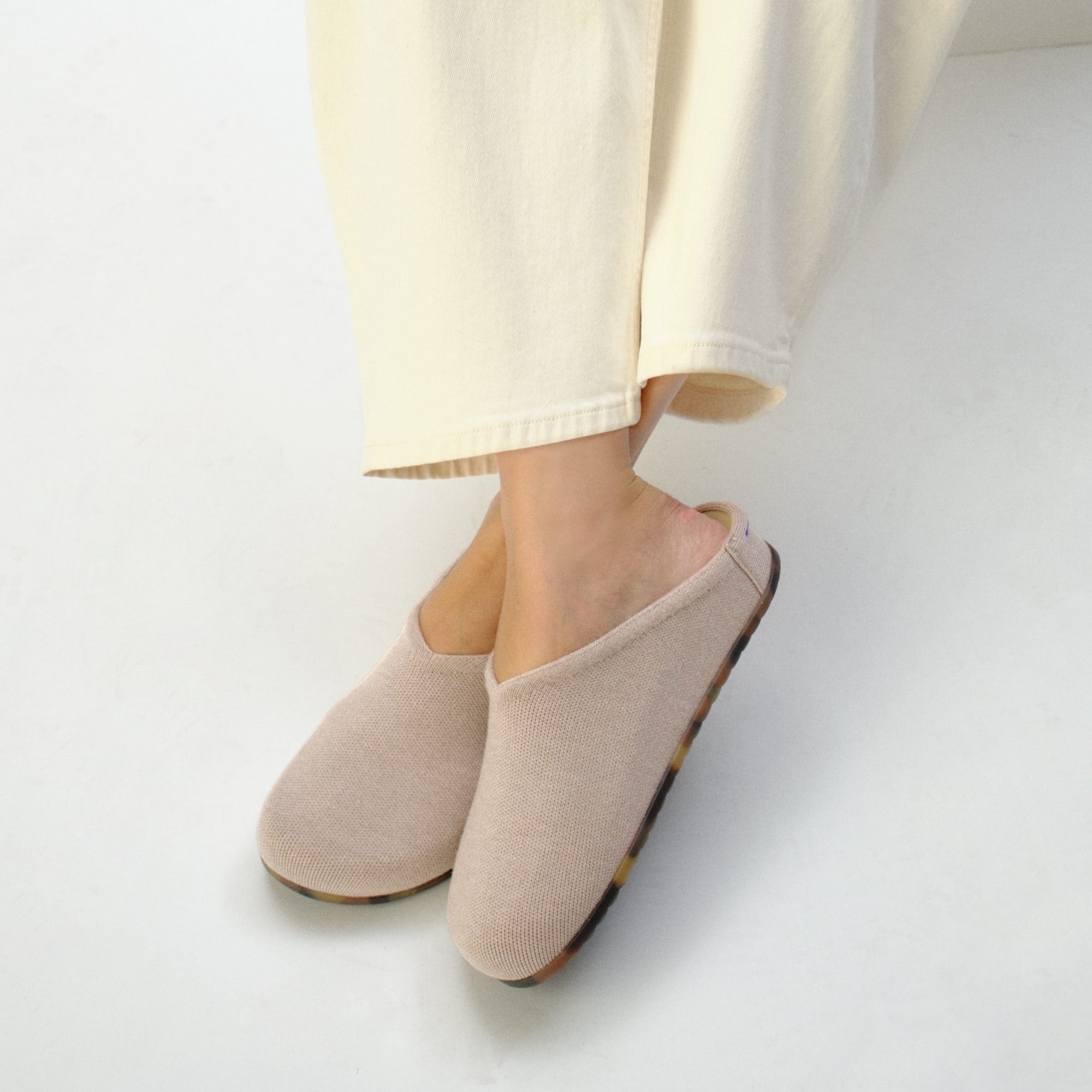 The Casual Clog - Dove