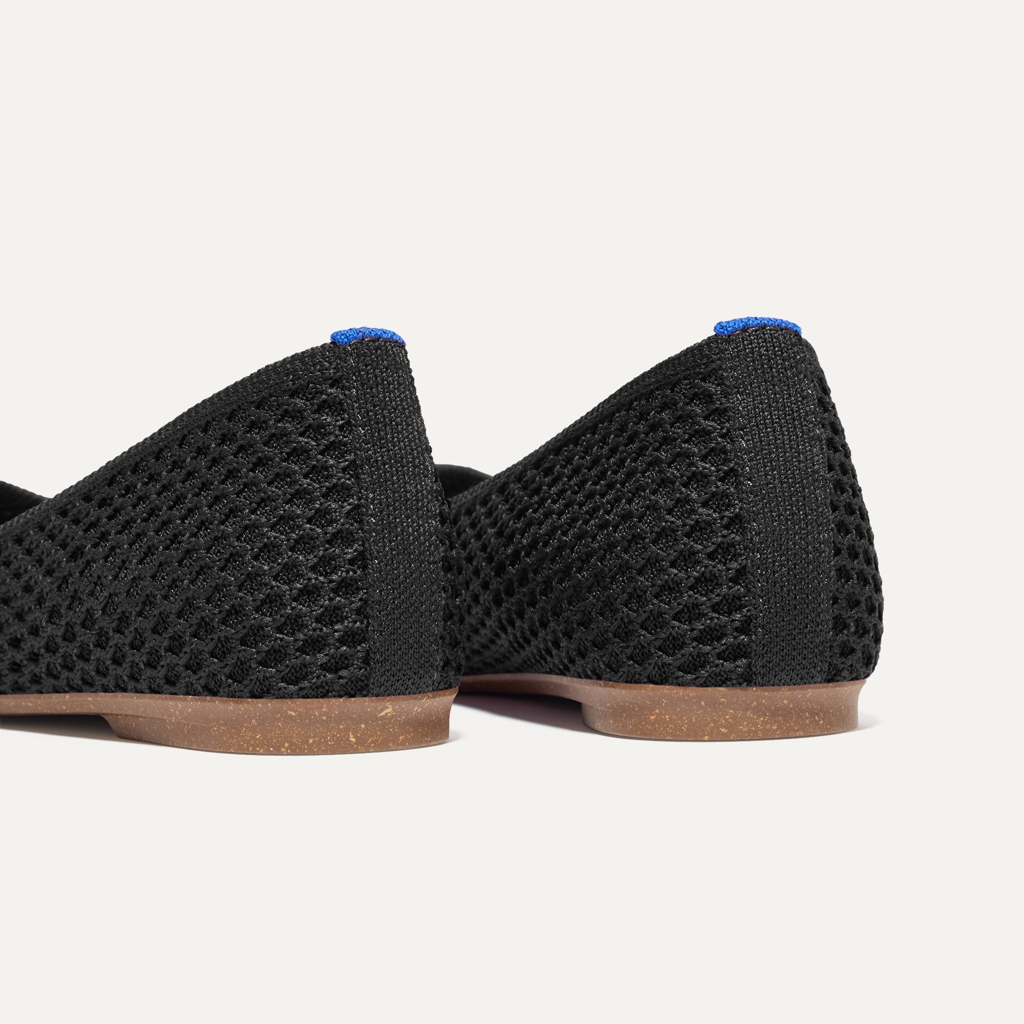 The Max Square - Black Mesh
