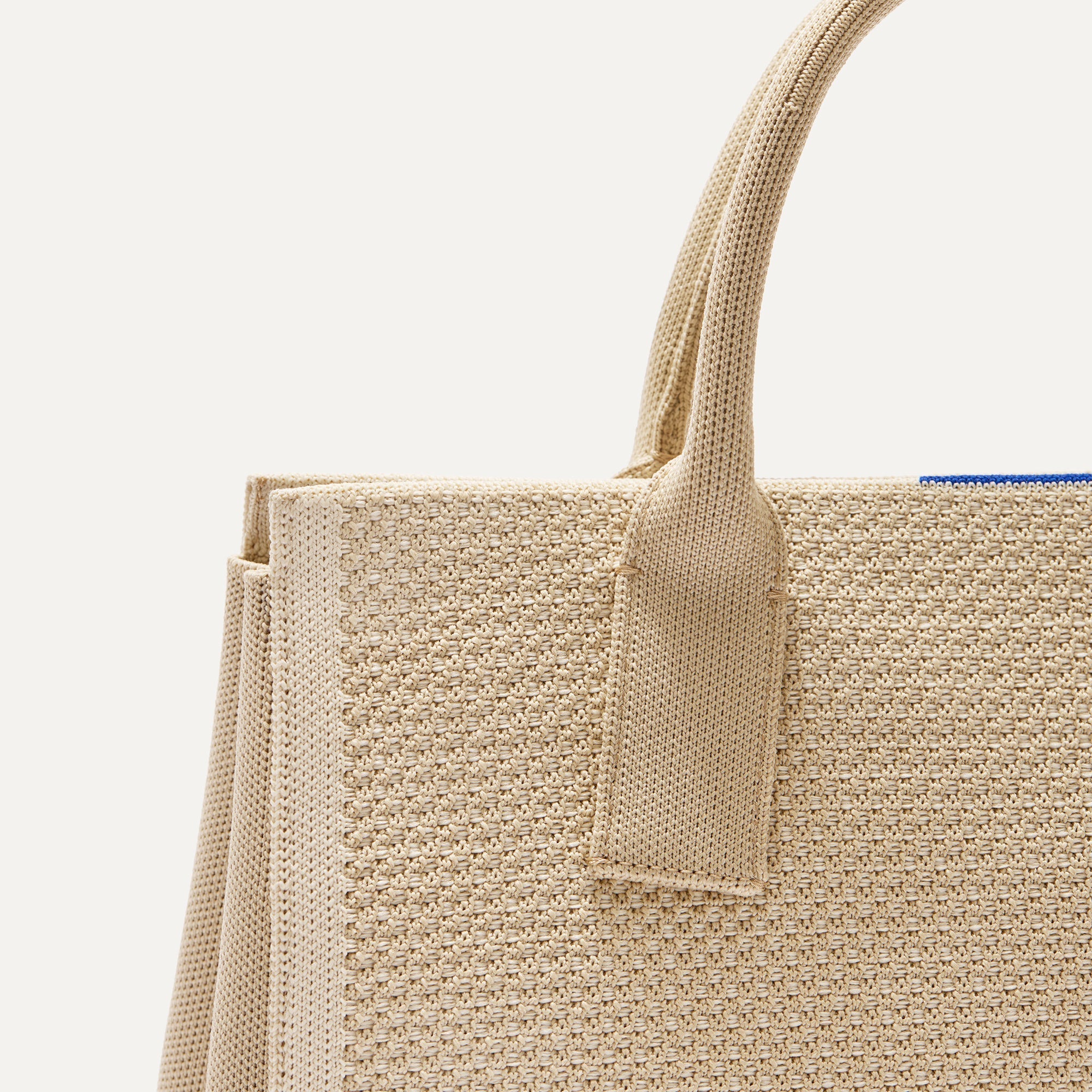 The Classic Handbag - Soft Sesame
