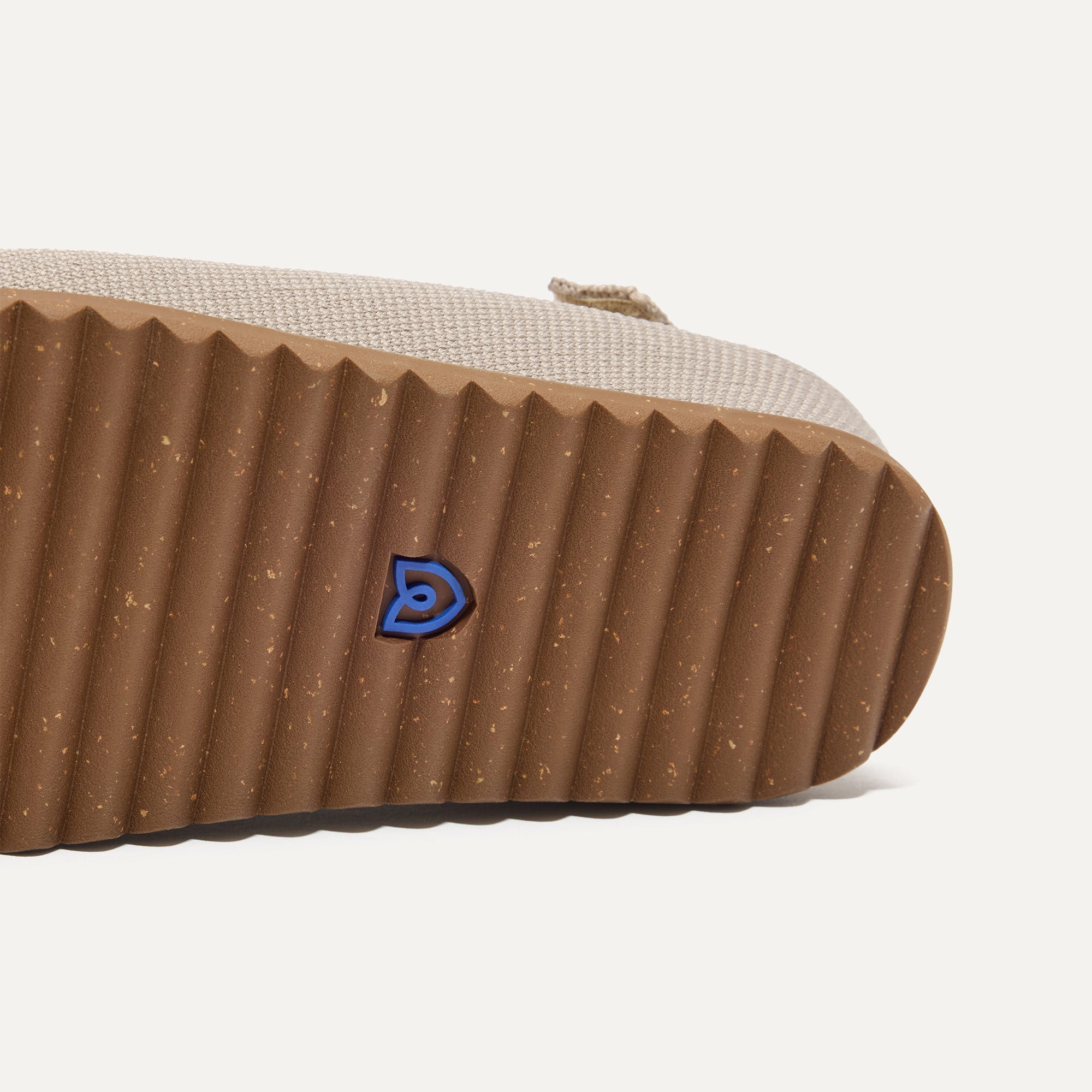 The Kids Clog - Dove