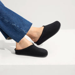 The ReVelvet™ Casual Clog - ReVelvet™ Black